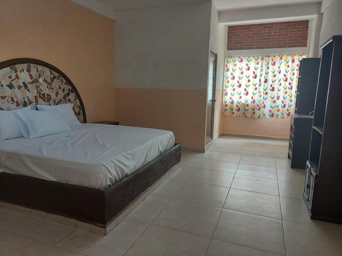 Auto Hotel Jardines De Amatitlan Cuernavaca Exterior foto